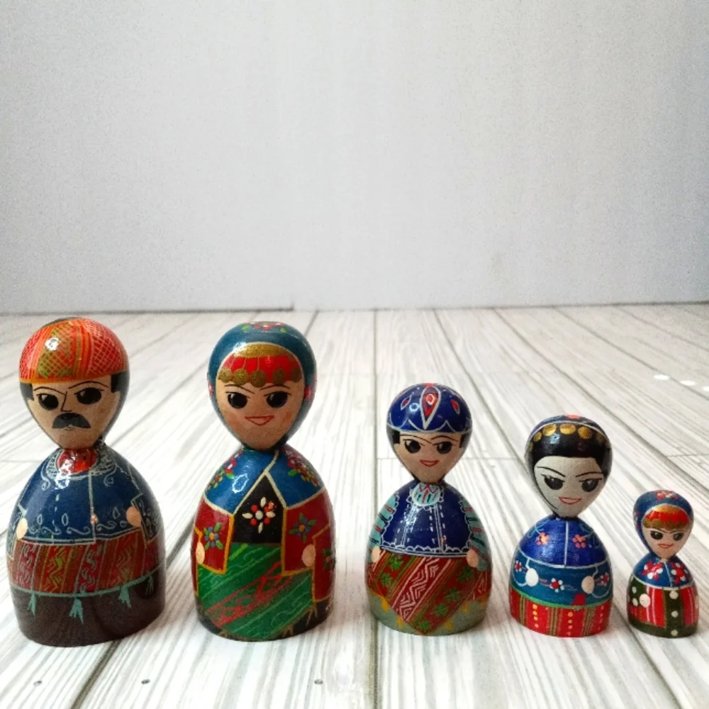 Vintage Doll Wood Turned Hand Painted Family